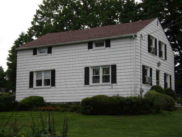 Building photograph for 375 MAGNOLIA HILL RD